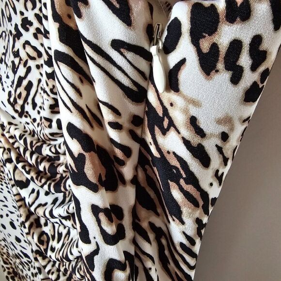 EUC CALVIN KLEIN ANIMAL PRINT SOFT STRETCY MID RUCHED MIDI DRESS SIZE M / PET L - Picture 10 of 16
